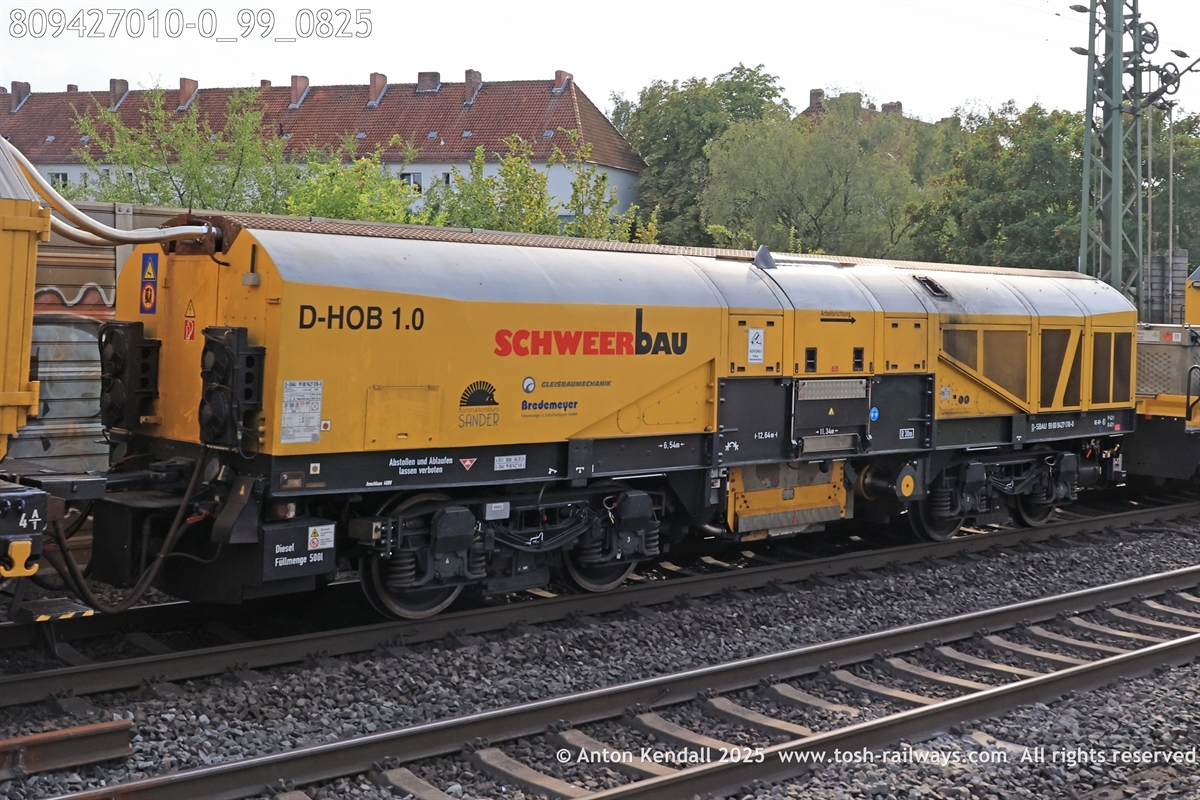 809427010-0_99_0825.JPG
